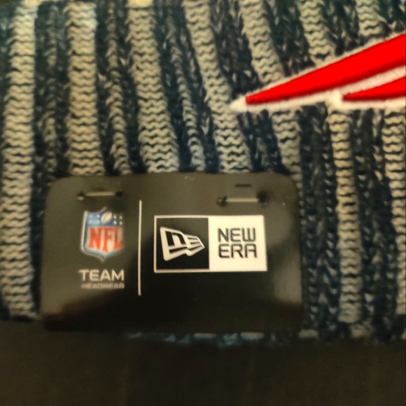 NFL New England Patriots Knit Hat - Picture 2 of 3